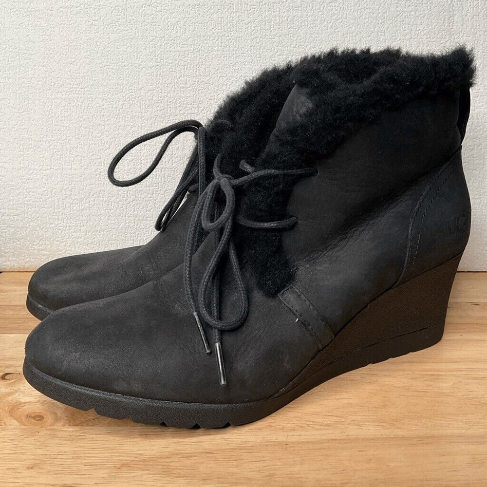 UGG Jeovana Black Suede Waterproof Lace Up Ankle Wedge Boots Women 9 Vietnam